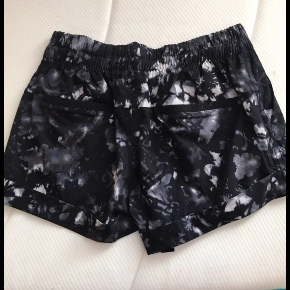 Lululemon running shorts